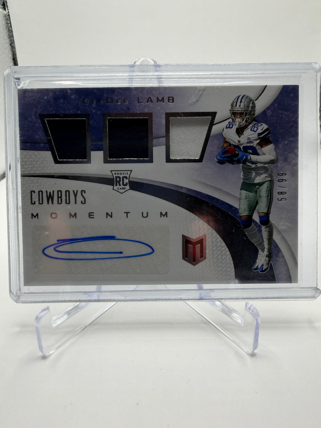 2020 Panini Chronicles Momentum Football CeeDee Lamb RPA #MJA-CL /99