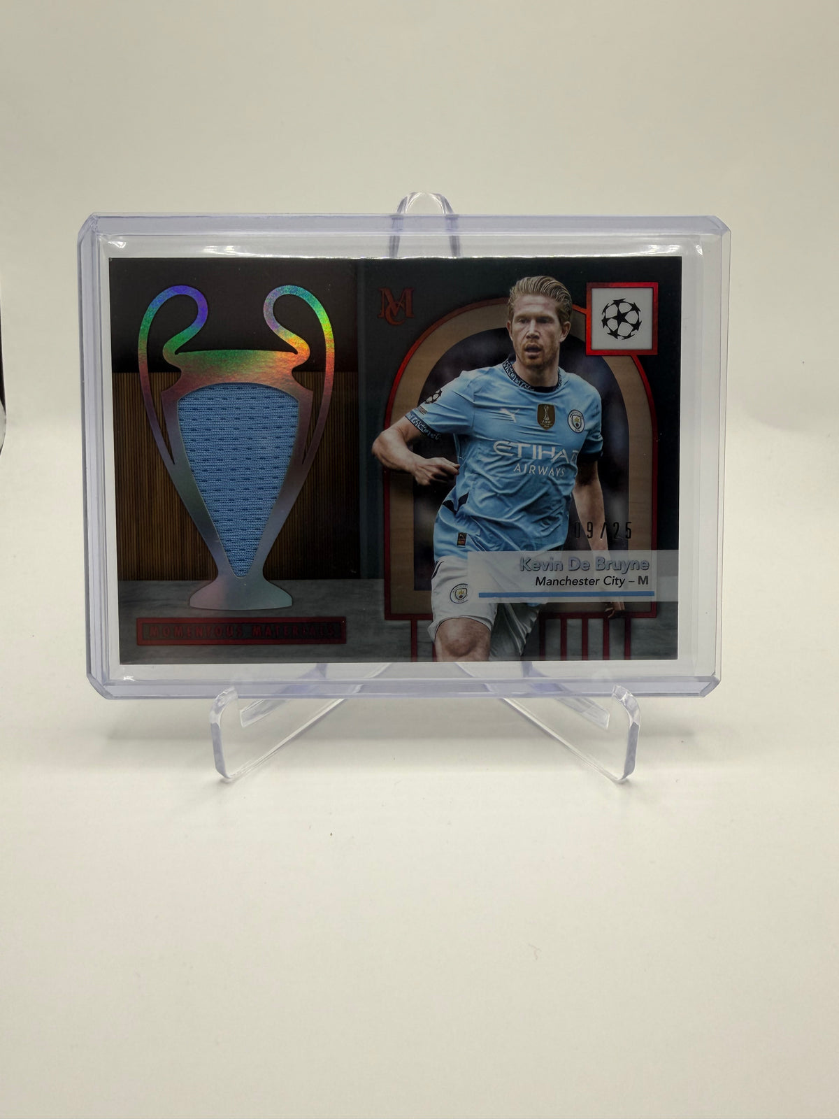 2024-25 Topps Museum Collection UEFA Club Competitions Kevin De Bruyne Momentous Materials Jumbo Relic Ruby Parallel /25 #MMJR-KD