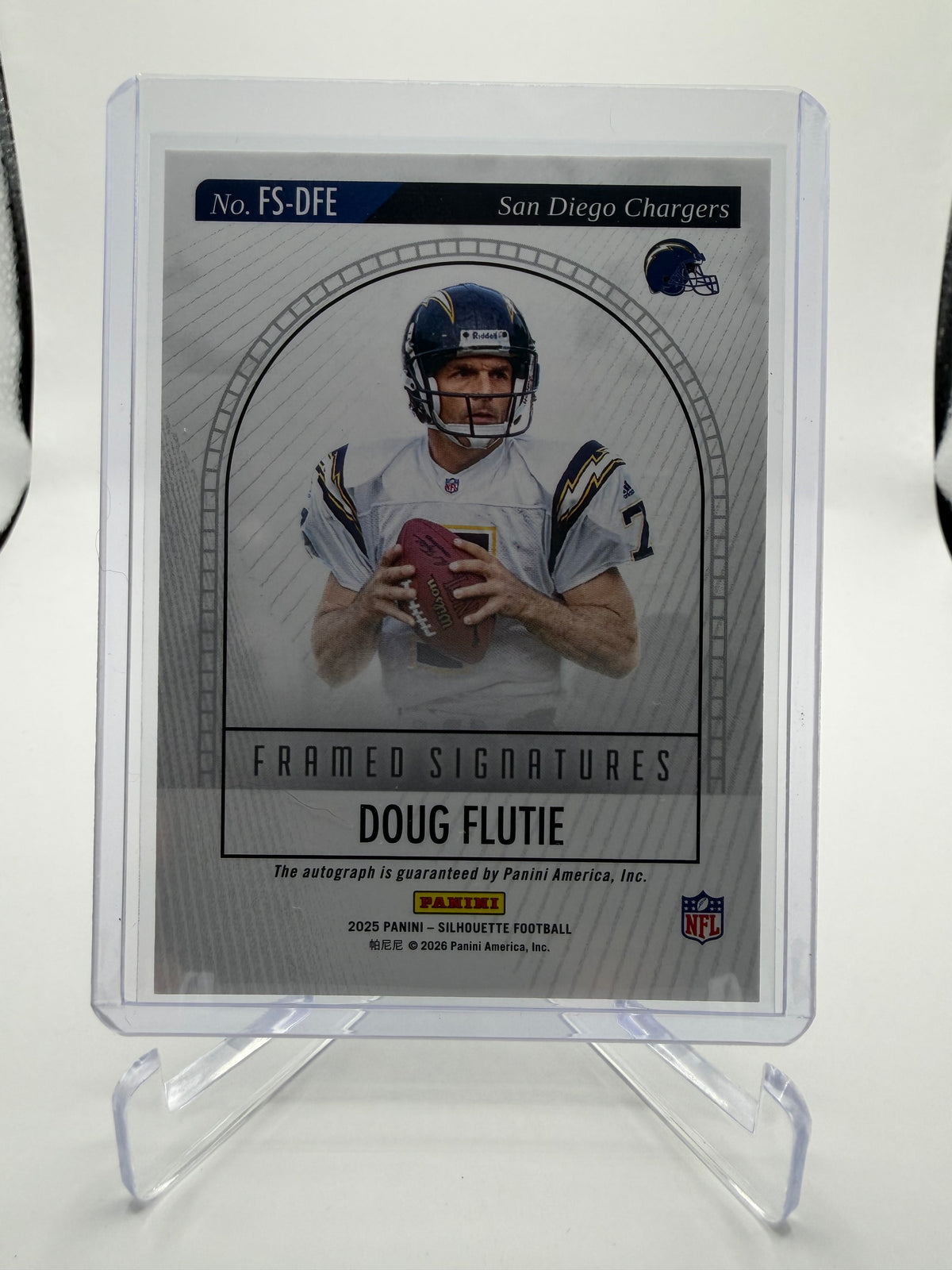 2025 Panini Silhouette Football Doug Flutie Framed Signatures Auto #FS-DFE /199