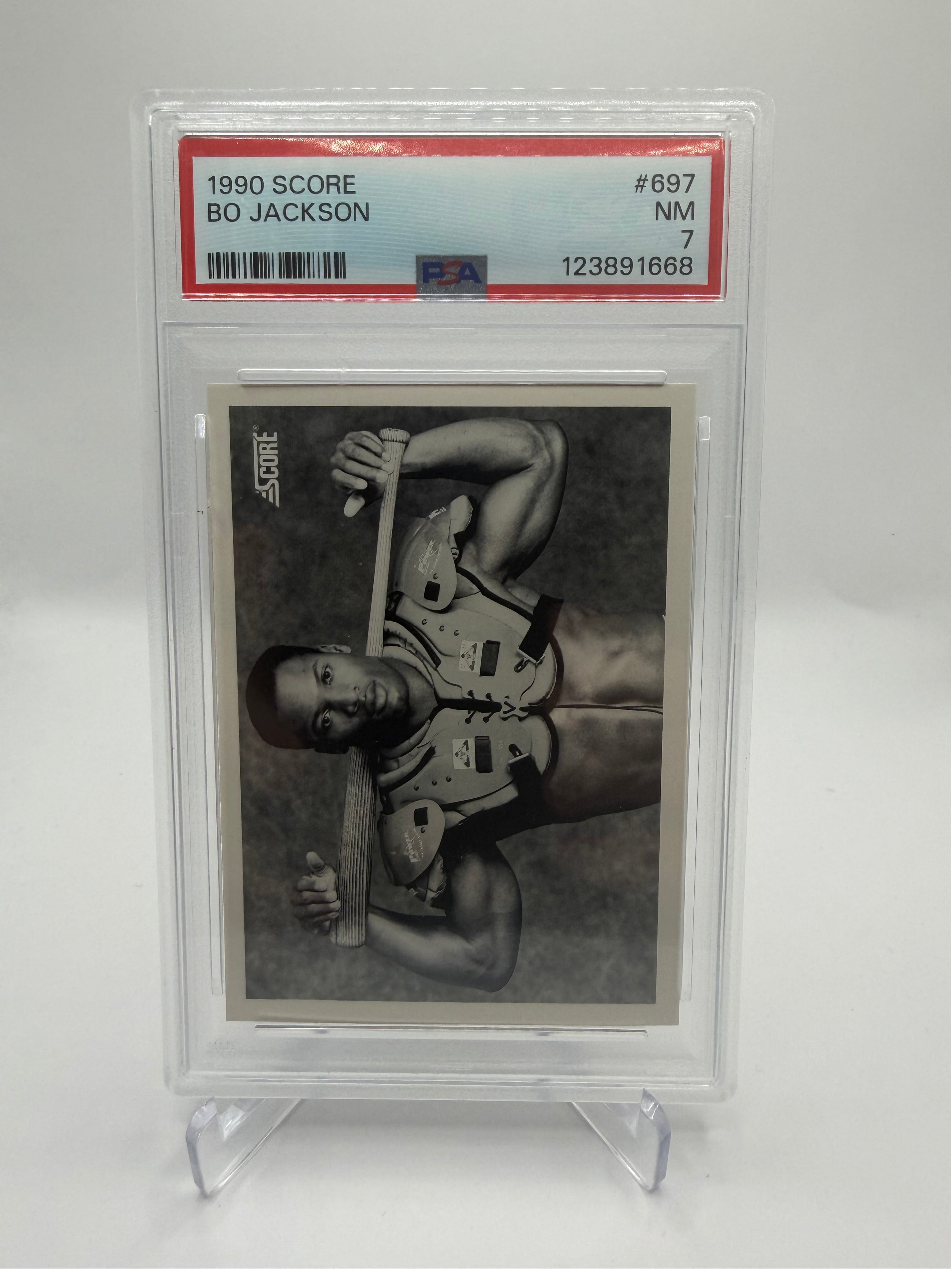 1990 Score Baseball Bo Jackson #697 Base PSA NM 7