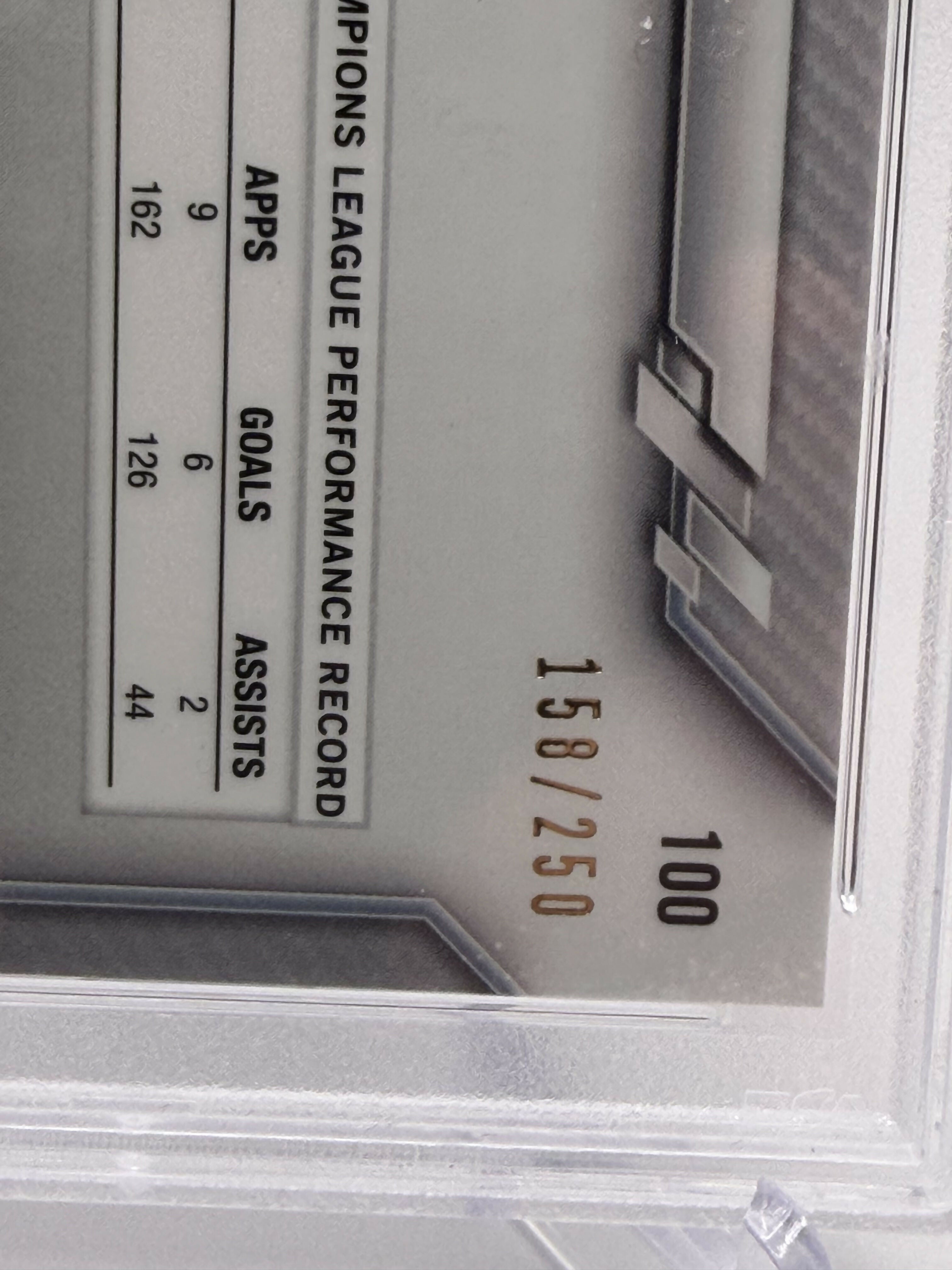 2019-2020 Topps UCC Chrome Cristiano Ronaldo Purple Refractor /250 PSA 9